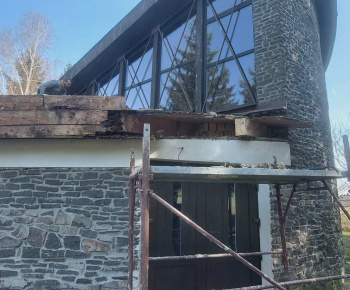 Rekonštrukcia strechy Domu smútku
