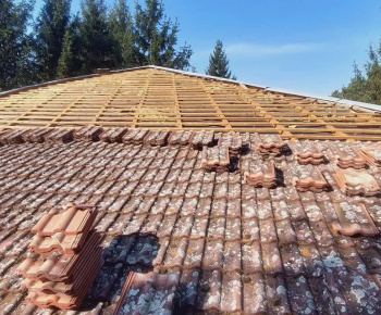 Rekonštrukcia strechy Domu smútku