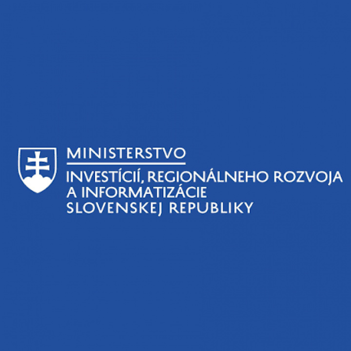 Rekonštrukcia strechy Domu smútku 